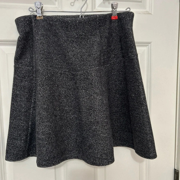 Loft Heather Tweed Skirt size small gray and black, mini Aline skirt - Picture 2 of 5